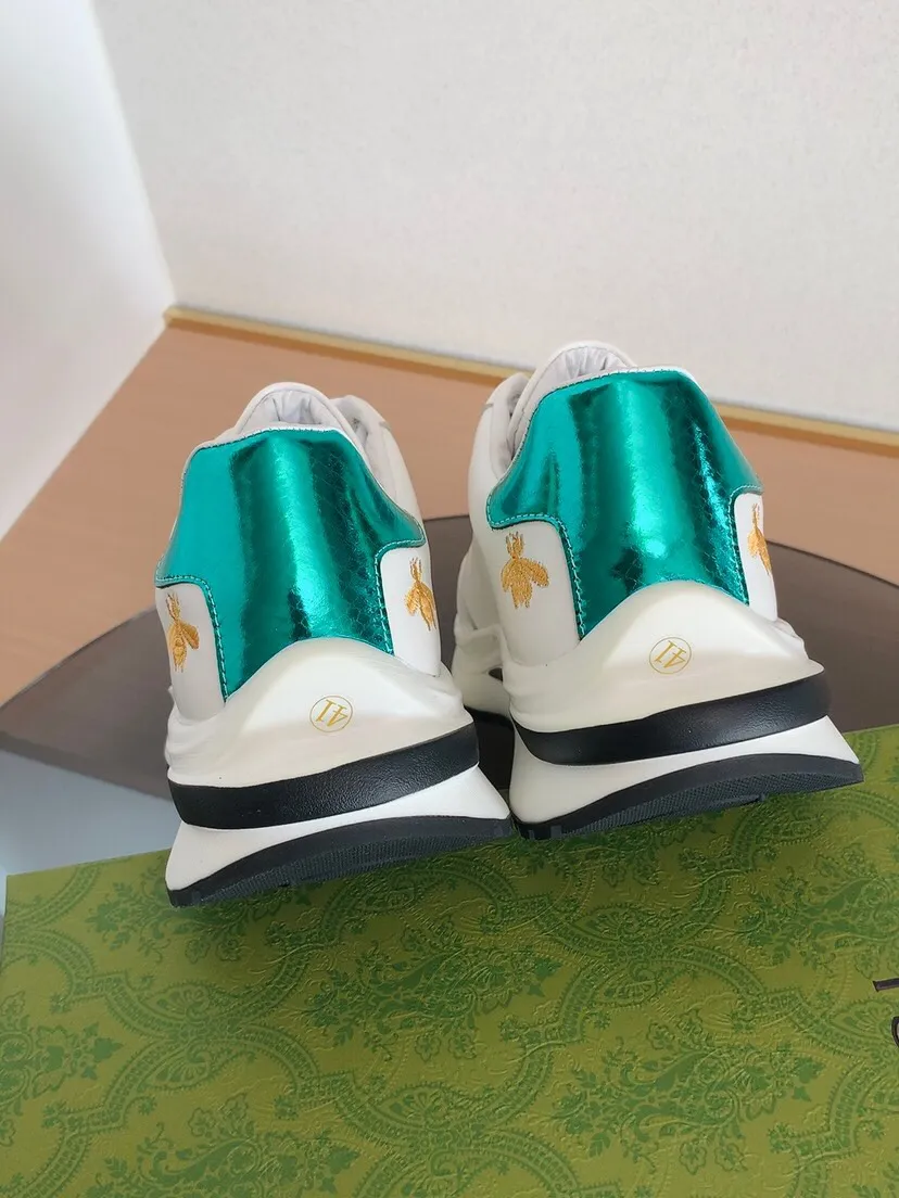 Factory price 420. High-quality new GUCCI (Gucci) is launched simultaneously. New men's shoes, 😘fabrics are selected from imported cowhide, lining: sheepskin lining. 👍🏿 High-end ☄️ air-cushion molded anti-slip rubber outsole, exquisite lines, simple and elegant, comfortable and high-end for leisure travel. Code number: 38 to 44 (45 can be customized and cannot be returned or exchanged)